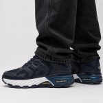 کتانی اسپرت مردانه مدل Skechers Max Protect مناسب کوهنوردی، طبیعت‌گردی و پیاده‌روی رنگ سورمه ای - Image 2